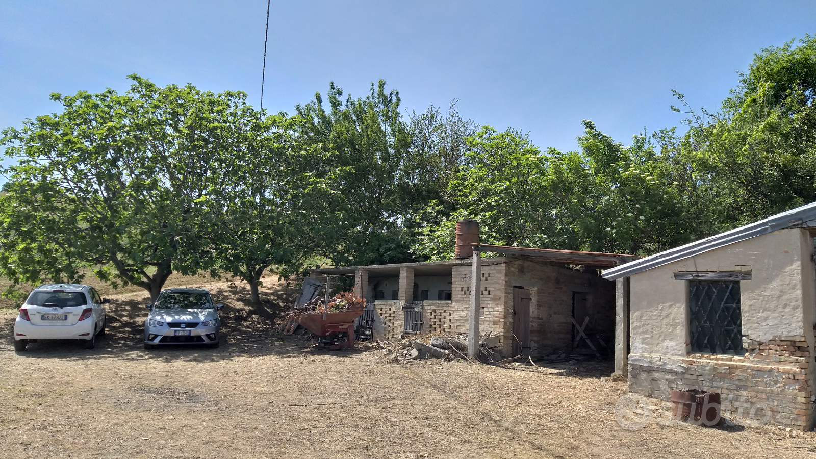 Terreno+Casa da ristrutturare - Vista 3