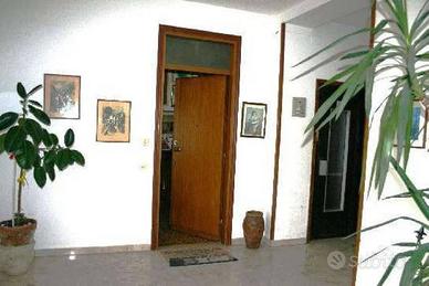 Immobile in asta di 123 m² con più di 5 locali e b