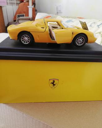 Ferrari 250 Le Mans (1965) Gialla - Bburago 1/18