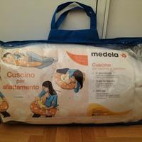 Cuscino allattamento MEDELA