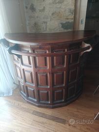 Angolo Bar con bottiglieria e sgabelli 