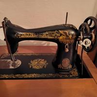 macchina da cucire Singer tenuta molto bene 