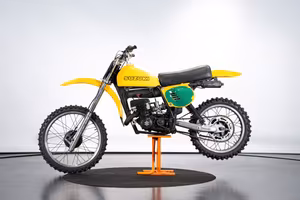 Suzuki RM 250 cross