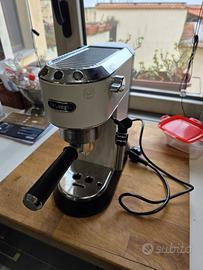macchinetta del caffê De Longhi dedica style nuova