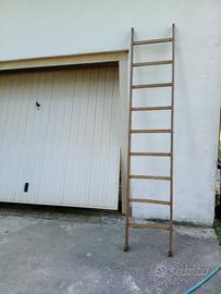 Scala in legno