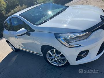 RENAULT CLIO 1.5 DCI NEOPATENTATI - GARANZIA CASA