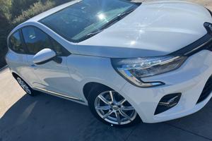 RENAULT CLIO 1.5 DCI NEOPATENTATI - GARANZIA CASA