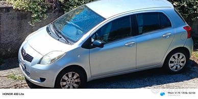 Toyota Yaris 1000