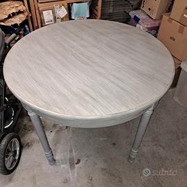 Tavolino in finto legno