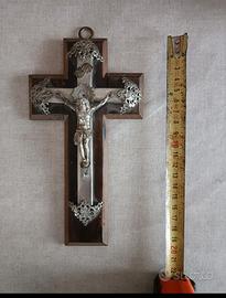 Crocifisso da parete antico