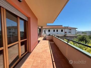 4 LOCALI A CASTELLALTO
