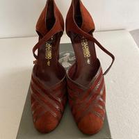 DECOLLETE' N.39,5 IN PELLE SCAMOSCIATA E LUCERTOLA