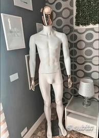 Manichino uomo da vetrina Bianco Oro