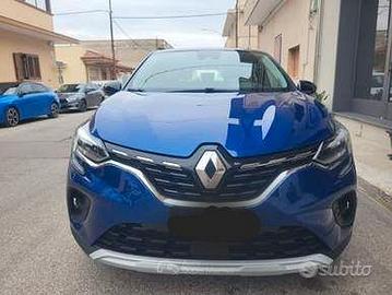 Renault Captur ll serie plugin