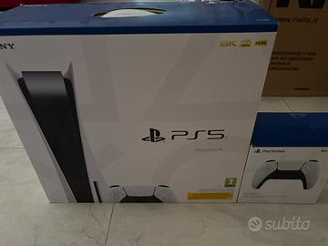 Ps5 fat 825Gb con 2 conreoller e the last of us 2
