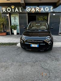 Fiat 500 500e 3+1 42 kWh La Prima