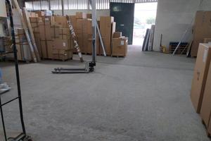 Sosta merce - box - garage - deposito