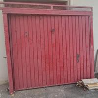 Garage portone basculante metallico