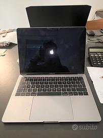 Macbook pro 13 8gB ram 128 gb