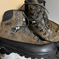 Scarponi Lowa trekking