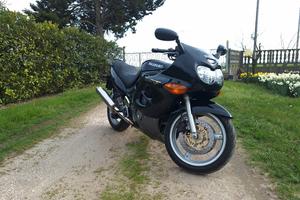 Yamaha gsx-f 600