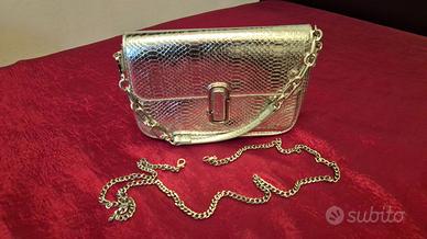 Borsa a tracolla e a mano color oro con catenella