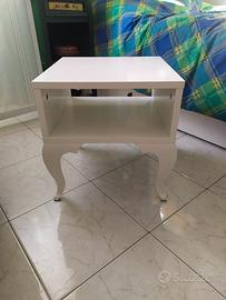 Tavolino bianco
