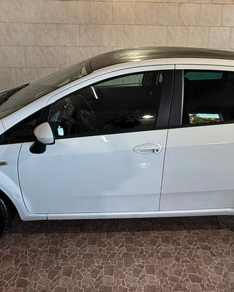 FIAT Grande Punto 1.3 MJT 90 CV