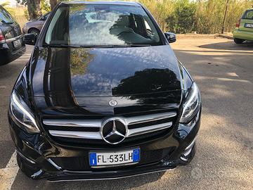 Mercedes B180d