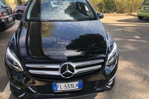 Mercedes B180d