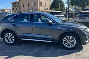 AUDI Q3 SPB 35 TDI quattro S tronic S line editi