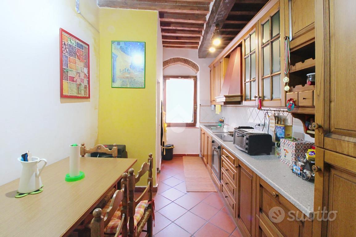3 LOCALI A LIVORNO - Altro