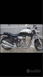 Triumph Adventurer - 2005