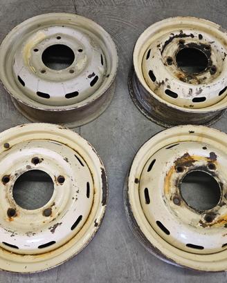 Cerchi e camere rinforzate  FIAT Campagnola 1107