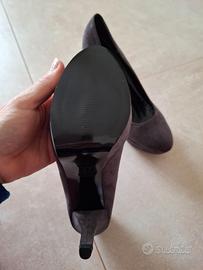 Decolte eleganti camoscio