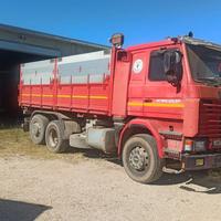 Camion Scania 113H macchina operatrice semovente