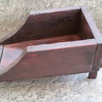 Cariola in legno portafiori