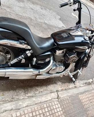 Honda Shadow Black Spirit VT750