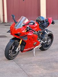 Ducati panigale v4s