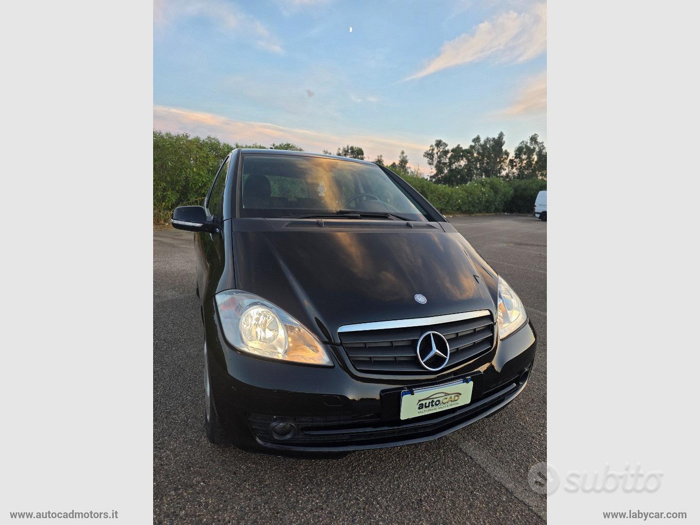 Mercedes-Benz A 160 2012 photo 4