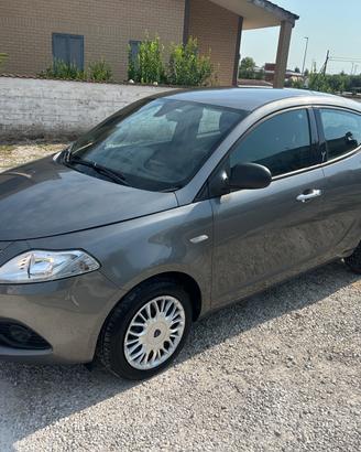 Lancia Ypsilon 1.3 MJT 16V 95 CV 5 porte S&S Gold
