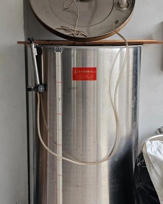 BOTTE IN ACCIAIO INOX DA 600 LITRI + accessori