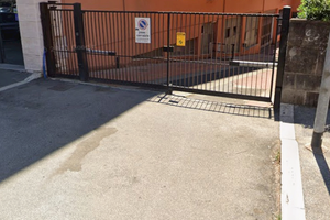 Box posto auto h5mt via dei crispolti