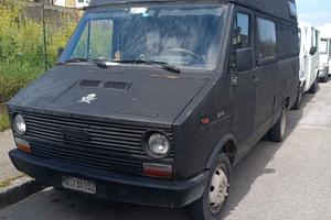 Iveco Daily '85 (Perla Nera) LEGGERE DESCRIZIONE 