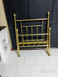 Letti singoli in ottone