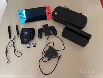 Nintendo Switch OLED 64GB + 2 giochi + Accessori