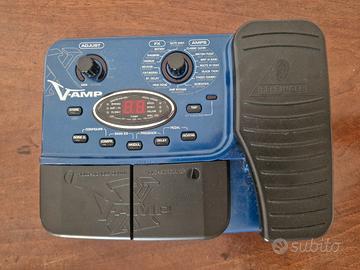 Pedaliera multieffetto Behringer X V-Amp