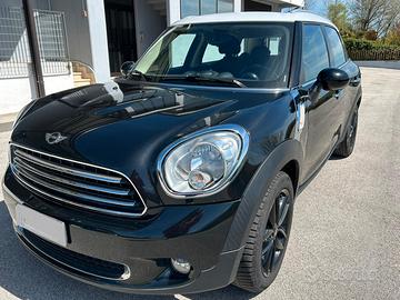 Mini Cooper D Countryman Mini 1.6 Cooper D Country