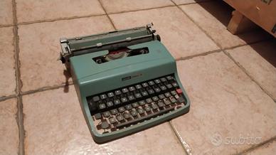 Macchina da scrivere Olivetti