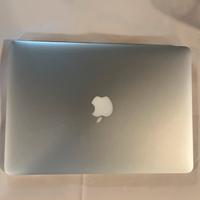 MacBook air 2017 (non si accende)